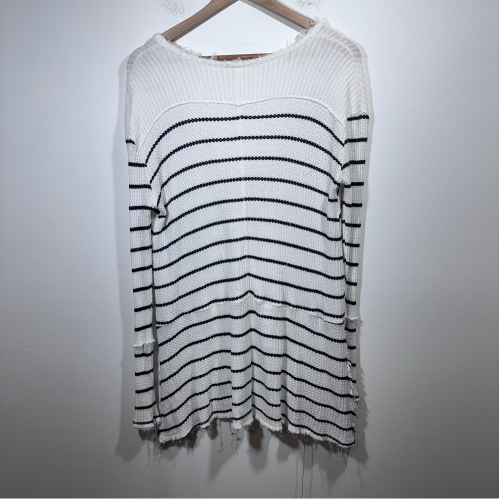 Free People Sunset Park Oversized Thermal Top Black White Stripe XS - Picture 5 of 7